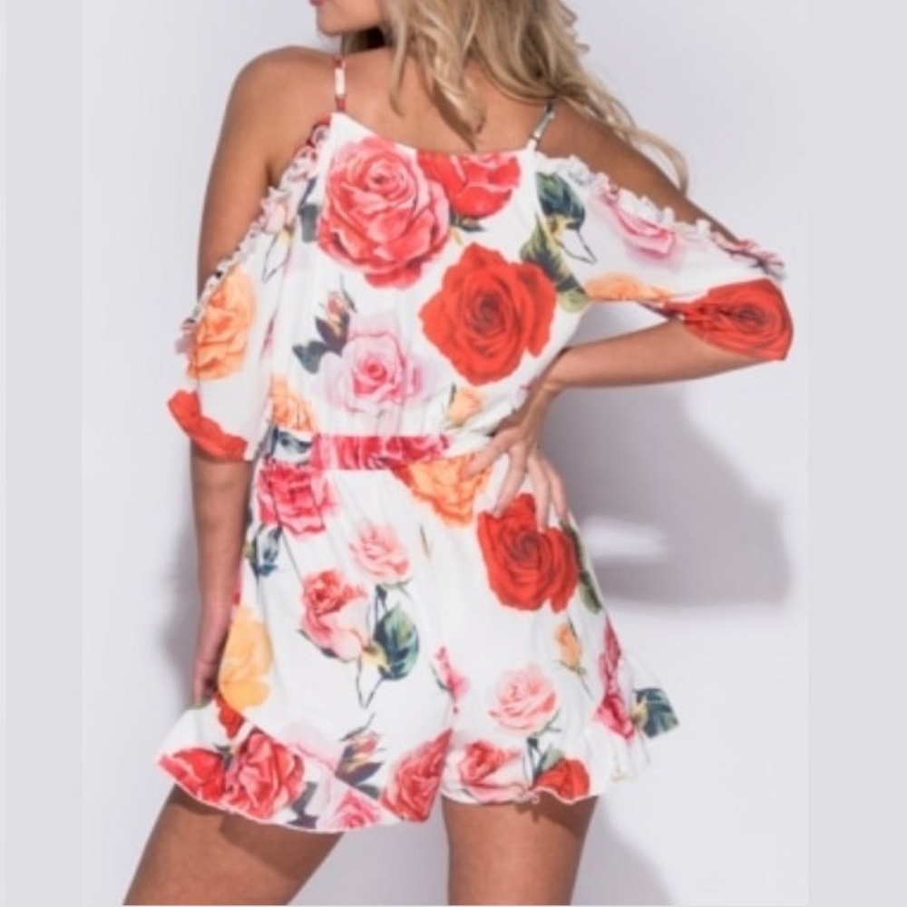 COLD SHOULDER FLORAL ROMPER - Picture 2 of 4